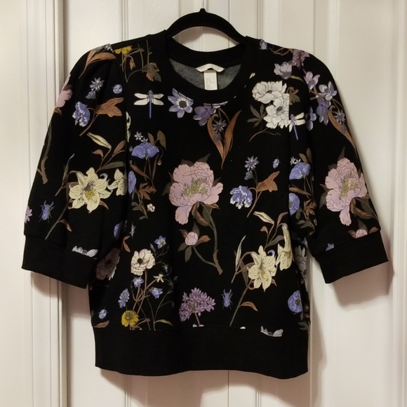 H&M Tops - 3/4 sleeve Sweat Shirt